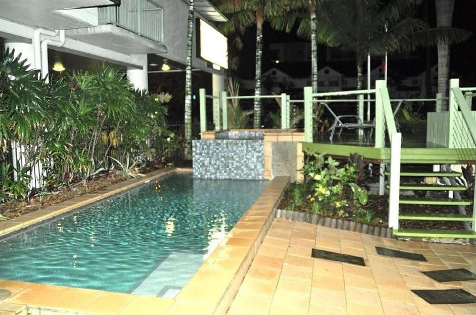 Heritage Cairns Hotel Esterno foto